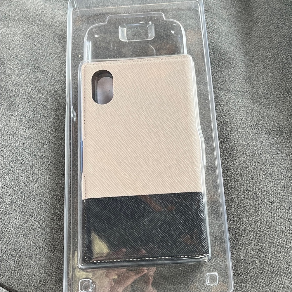 Kate Spade for IPhone XR - Picture 3 of 4